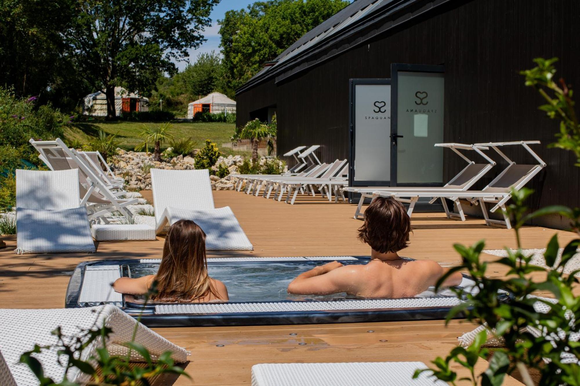 Domaine De La Corniche Hotel Rolleboise Buitenkant foto