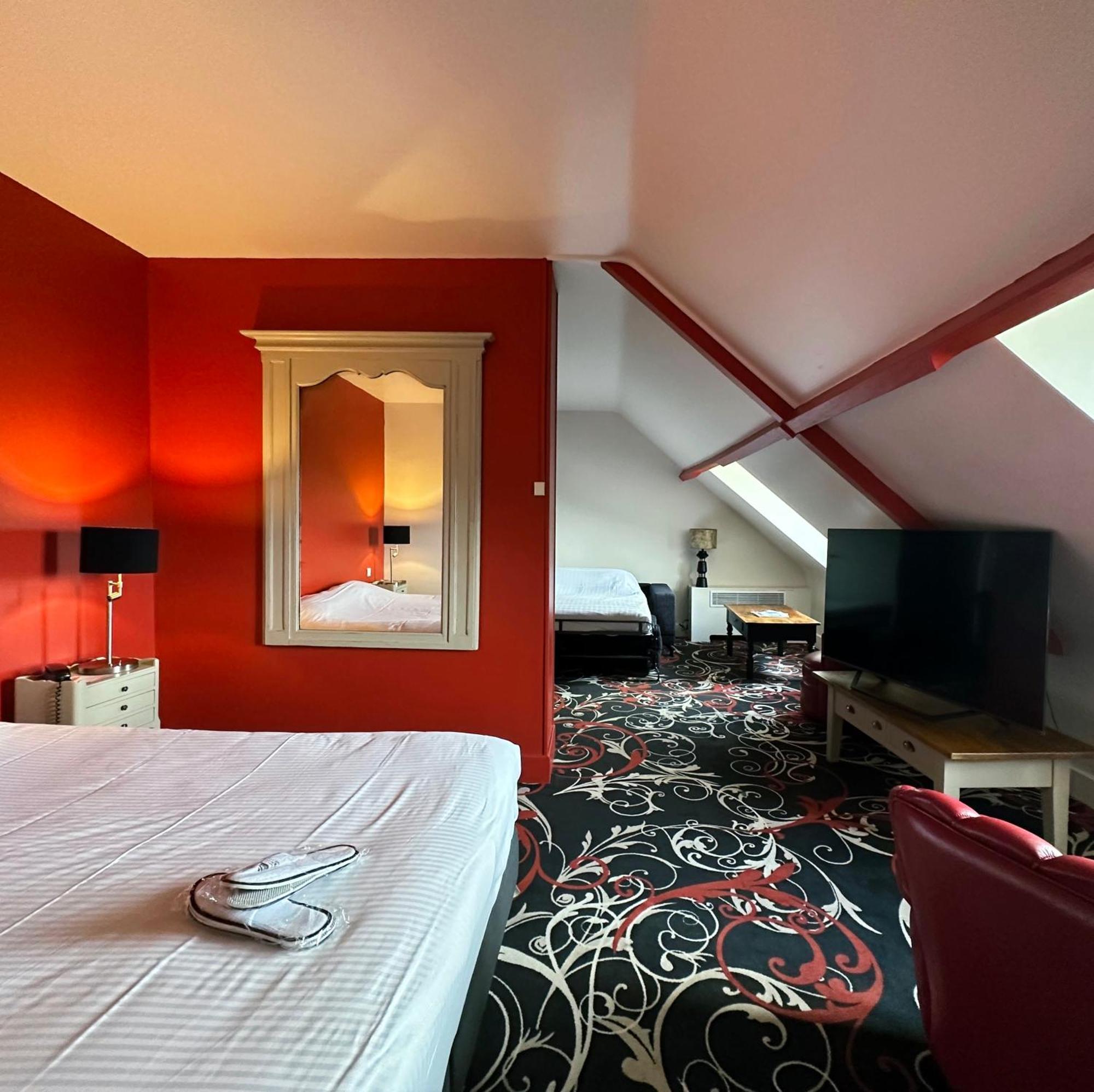 Domaine De La Corniche Hotel Rolleboise Buitenkant foto
